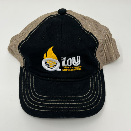 Q in the Lou Trucker Hat - Black & Beige